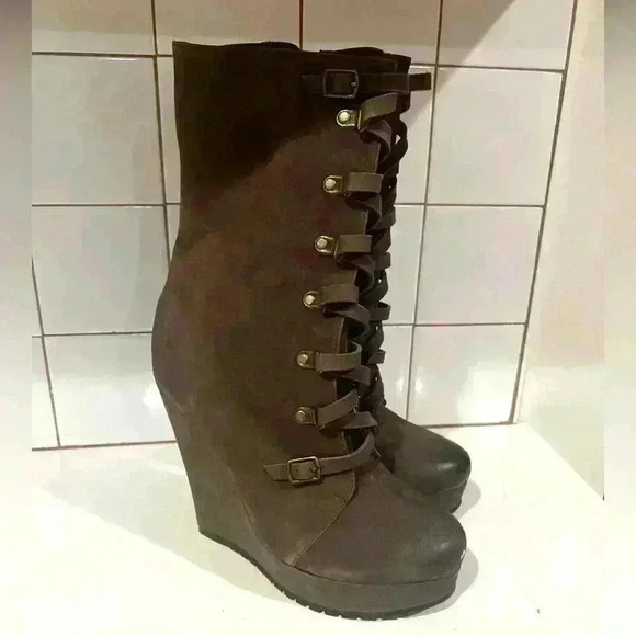 Kelsi Dagger Hattie Brown Leather Wedge Lace Up Boots Size 7.5 EUC - Picture 1 of 4